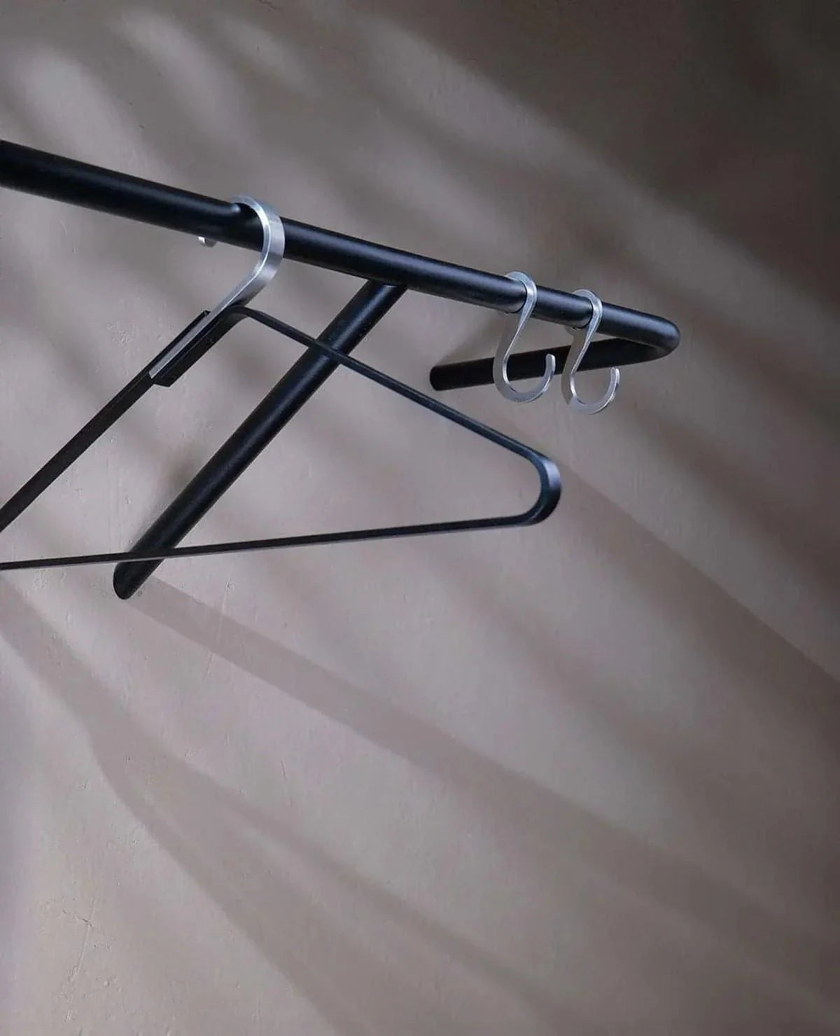 Garderobe Rail Siqual-Design Schwarz Detail