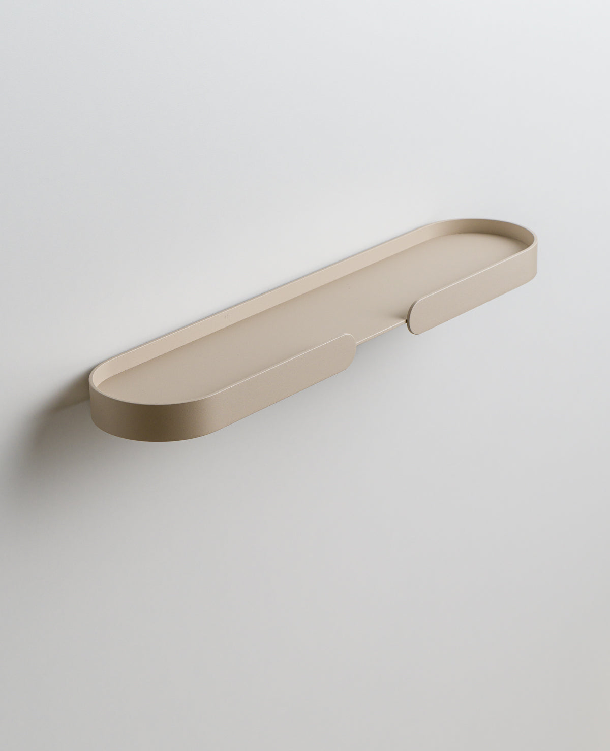 LUNGO Shelf – 2-in-1 Designobjekt als Wandregal und Tablett