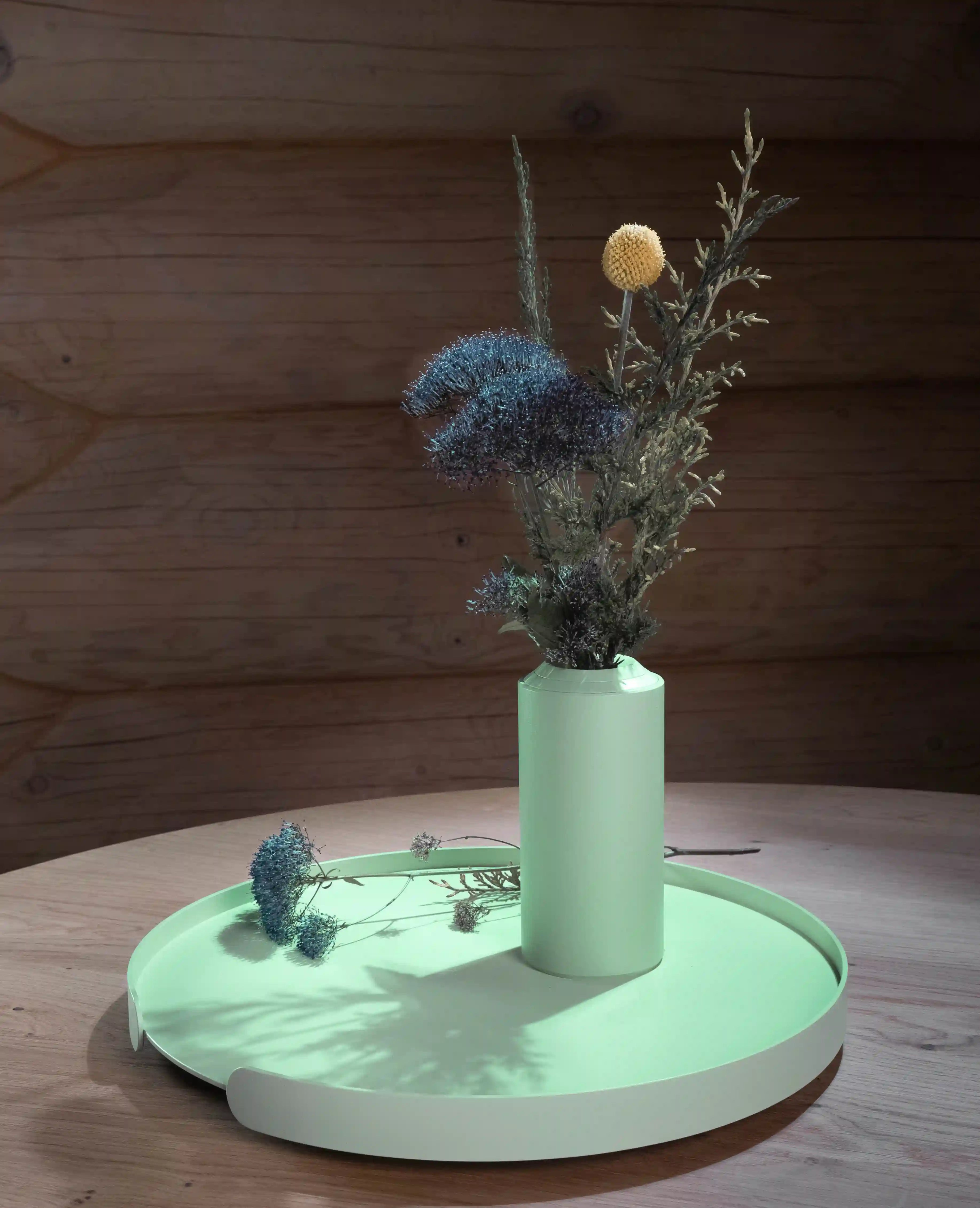 Floare Vase in Mintgrün – dezente Metallvase im minimalistischen Design