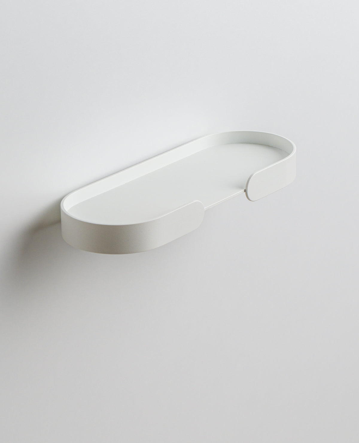 MORTIMER Shelf – Kompaktes Wandregal aus Aluminium mit schwebender Optik