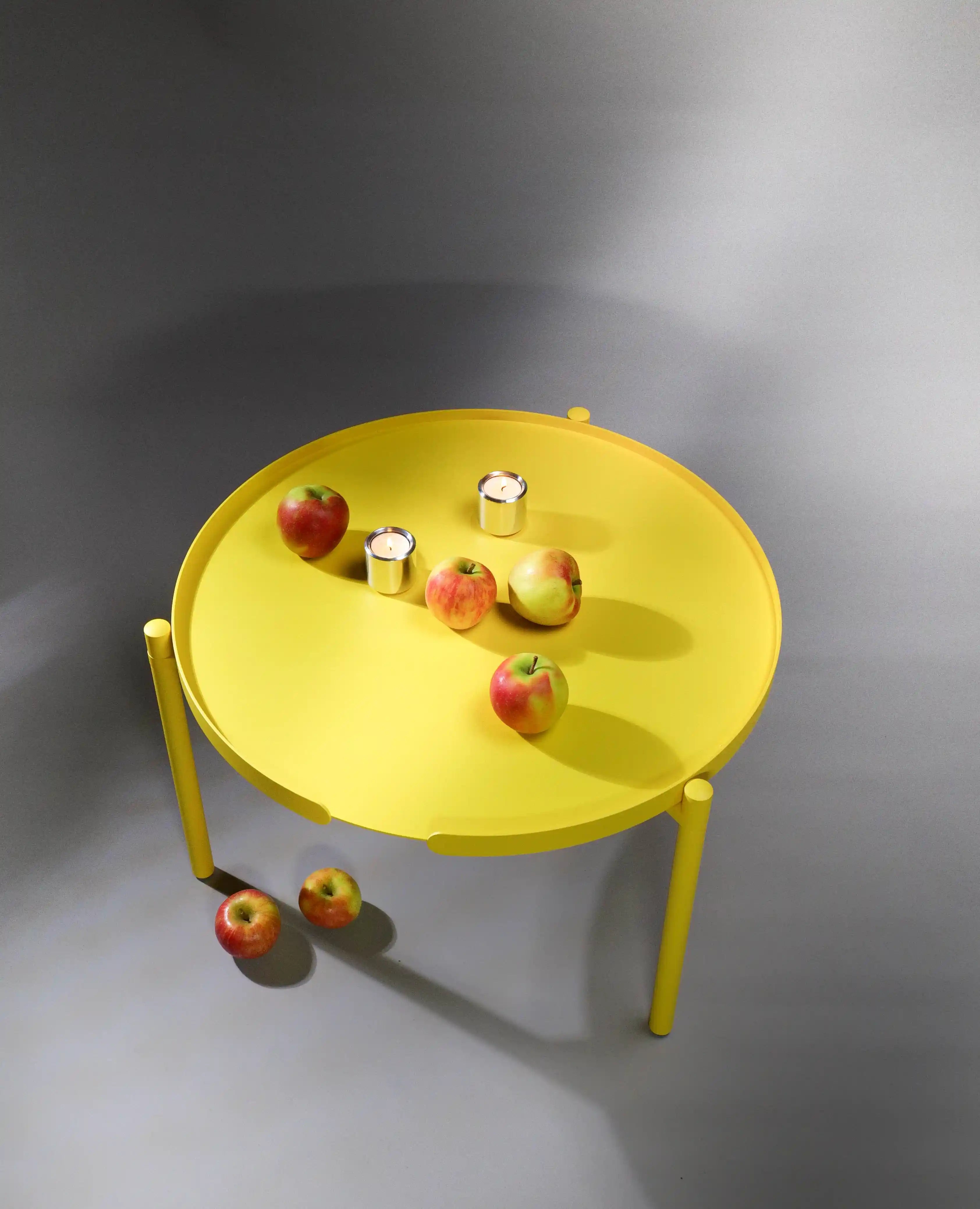 Orbis Couchtisch Gelb von Siqual Design – stilvoller Metalltisch für moderne Wohnräume