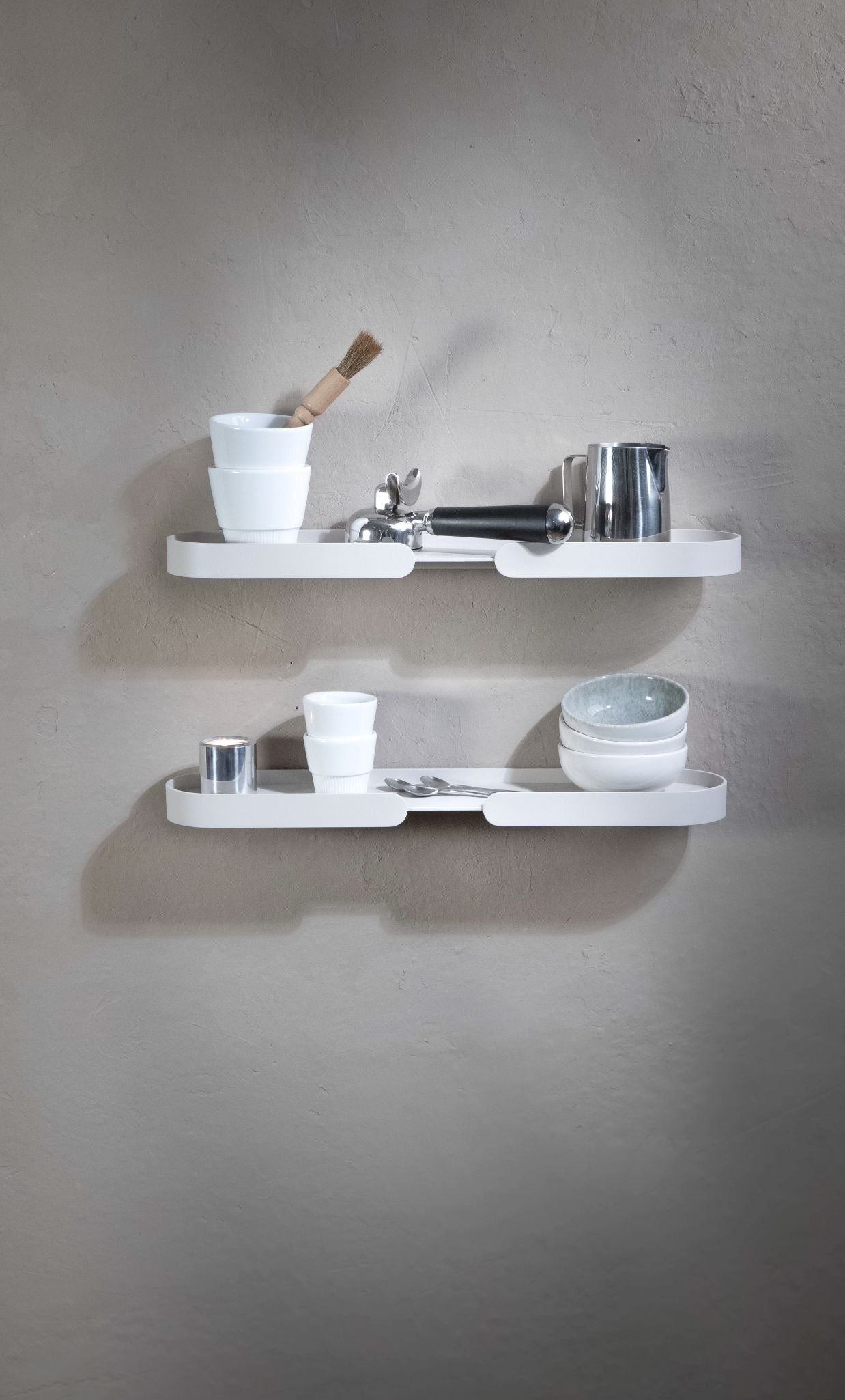 LUNGO Shelf Wandregal aus Aluminium für Tassen und Kaffeezubehör von Siqual Design