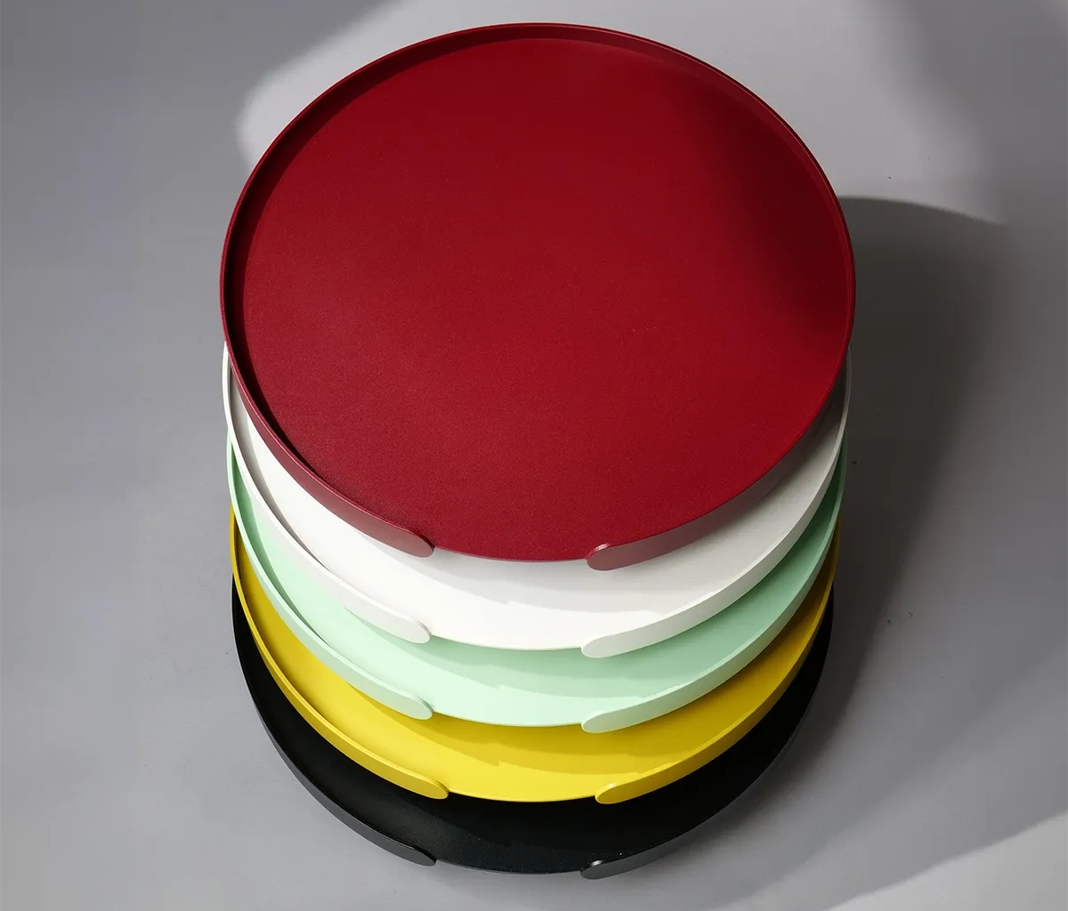 Siqual Tablett als stilvolles Wohnaccessoire, modern, minimalistisch und flexibel einsetzbar