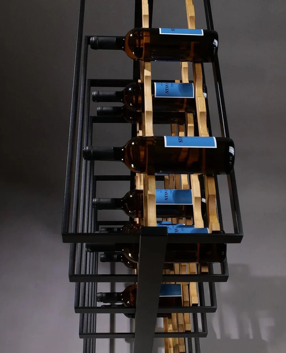 Barrique Weinregal von Siqual – modernes Flaschenregal aus Metall für stilbewusste Genießer