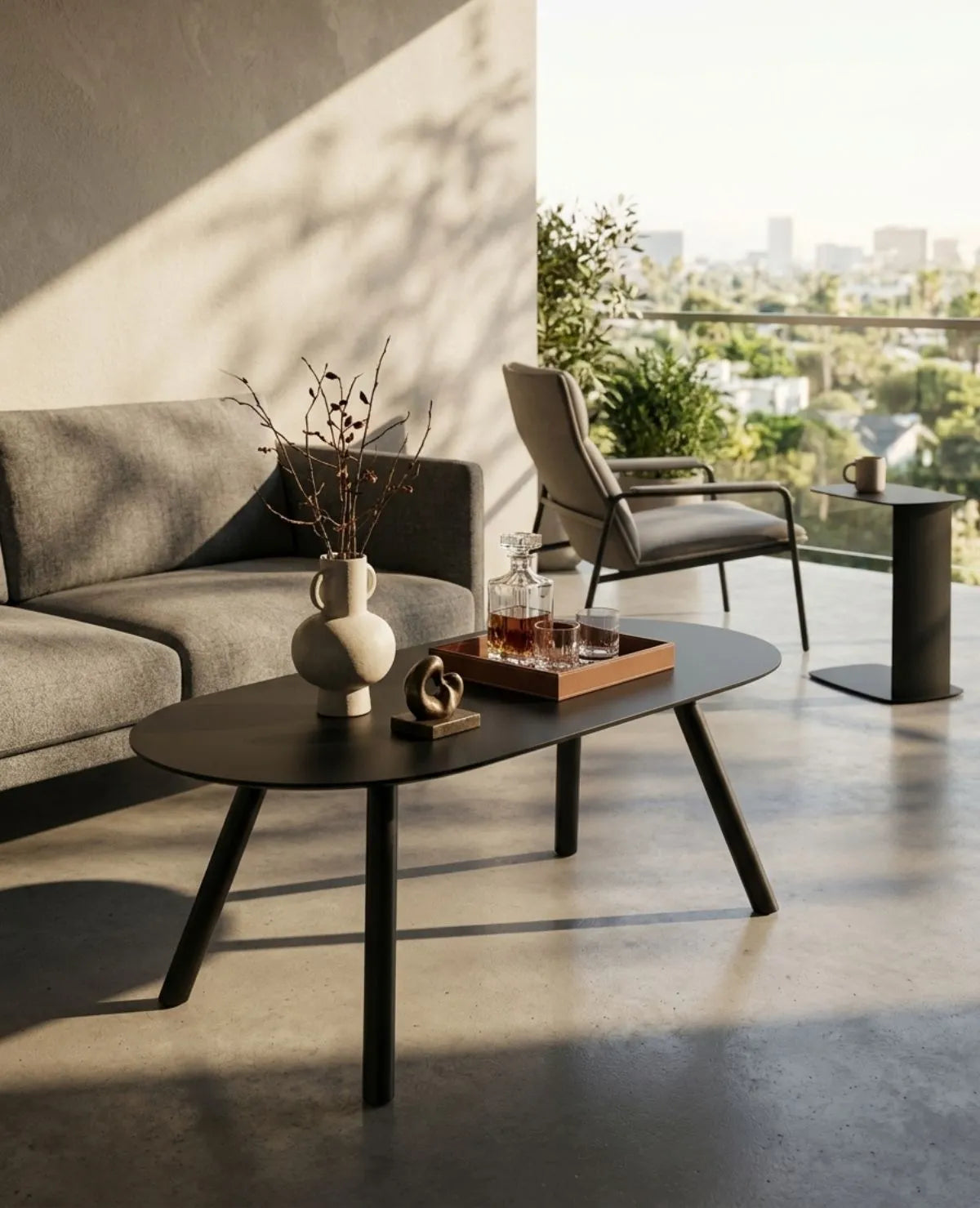 OLIVIO Couchtisch aus Aluminium