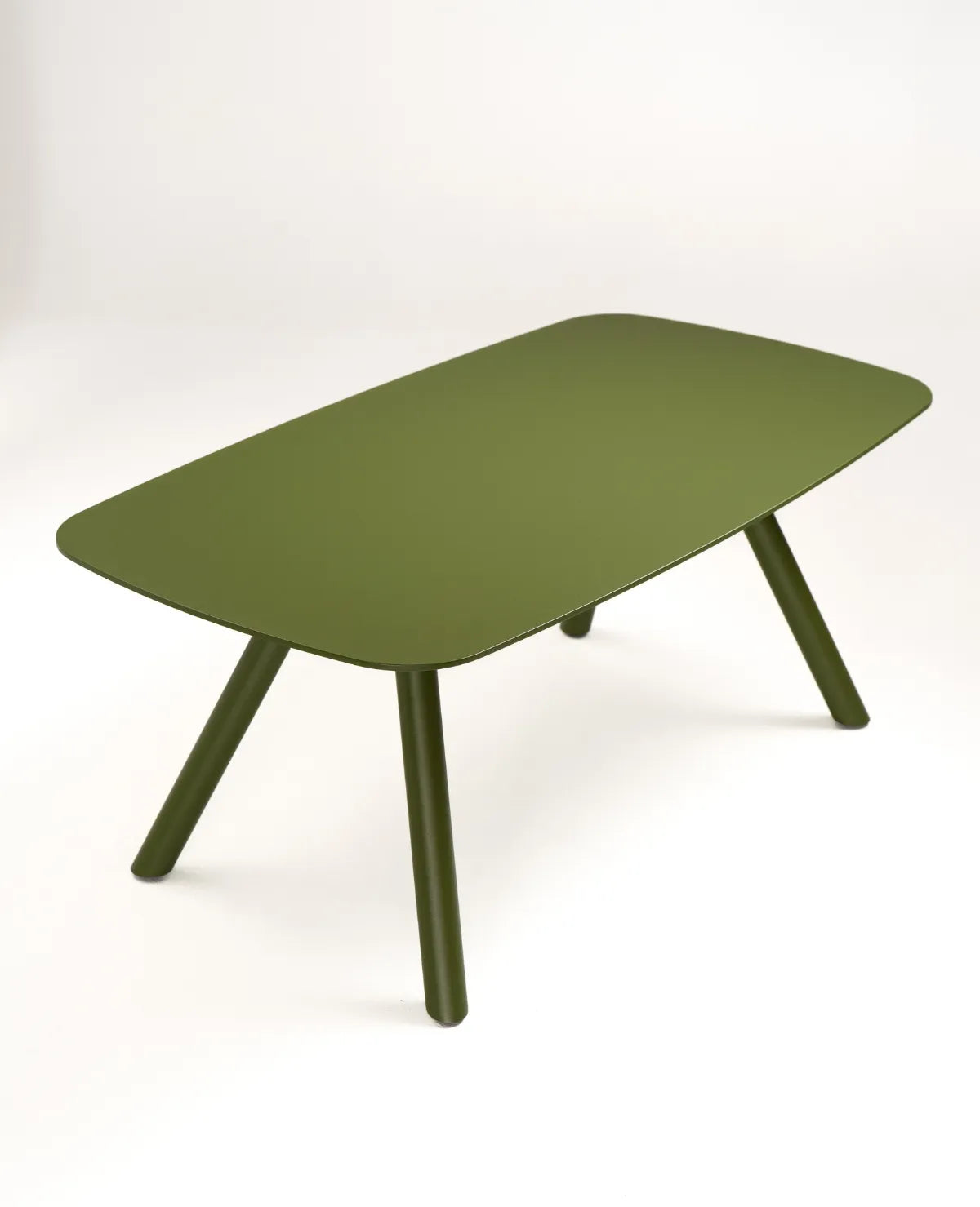 FORMA Couchtisch aus Metall