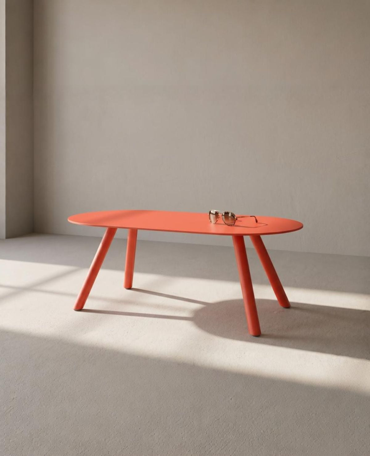 OLIVIO Couchtisch aus Aluminium