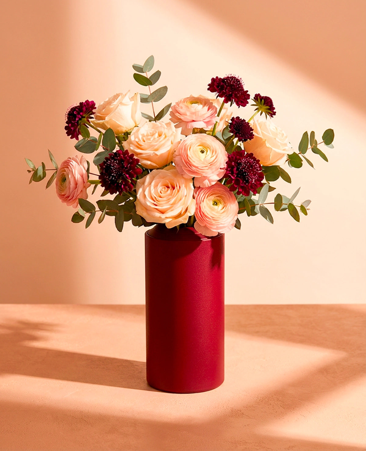 FLOARE – Minimalistische Metallvase für Einzelblumen oder Sträuße, modular und funktional