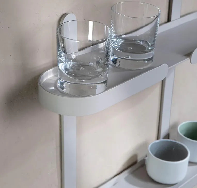 Design-Metall-Wandregale von Siqual Design in verschiedenen Farben, von klassisch bis modern, für individuelle Raumgestaltung