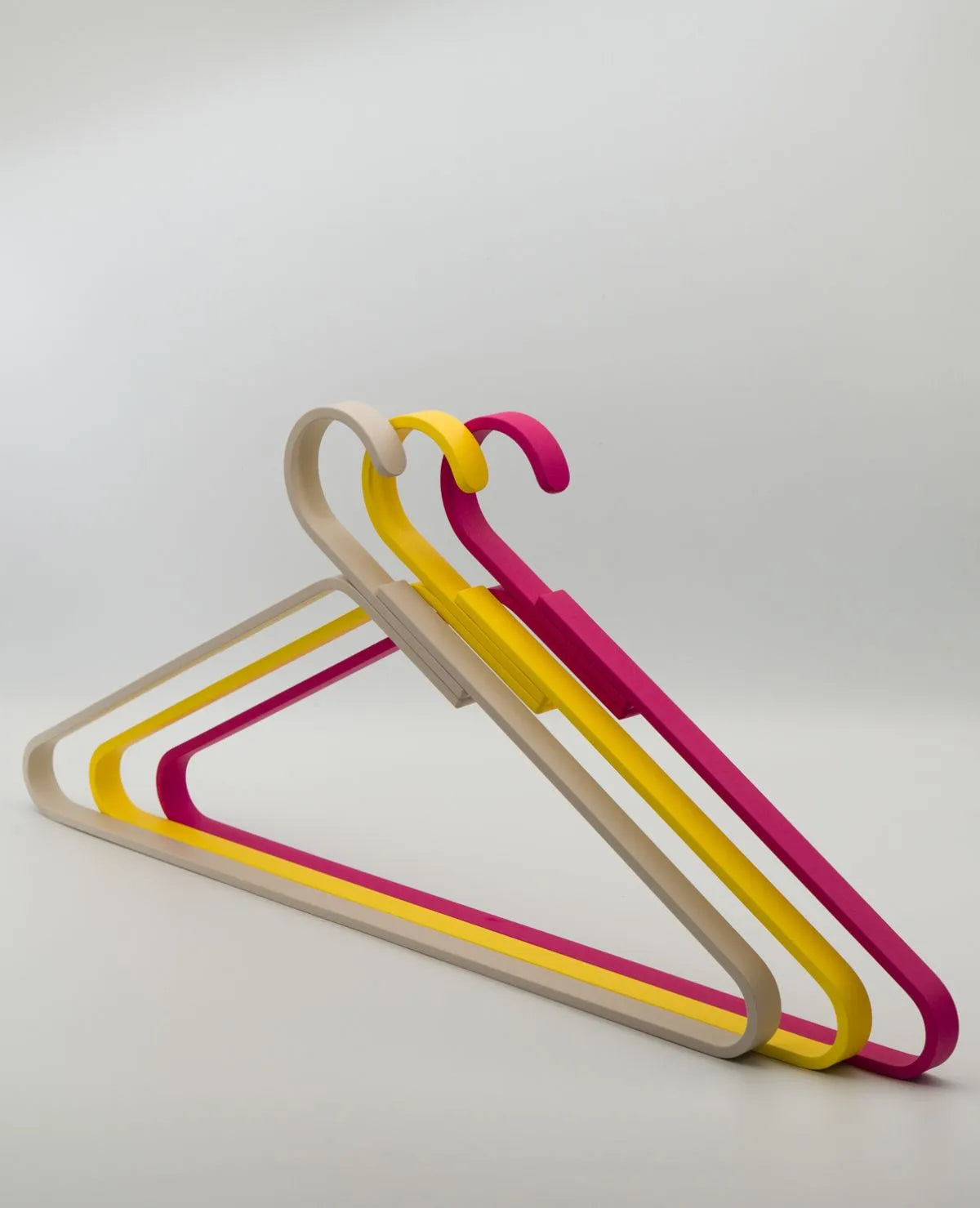 Siqual Design Kleiderbuegel UNIQUE mit matter Oberflaeche und langlebiger Konstruktion